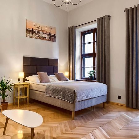 Comfortable Apartments In The Old Town Of Krakow Bagian luar foto