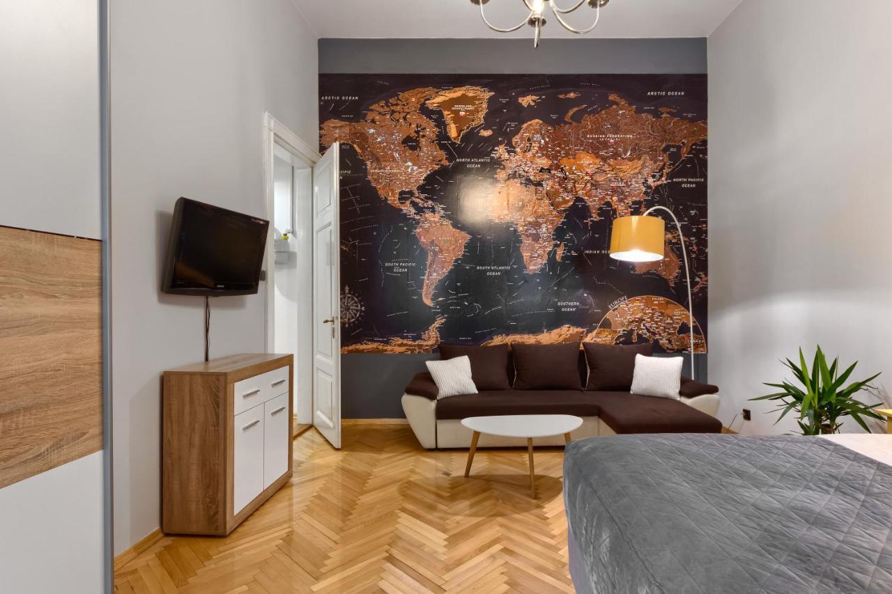 Comfortable Apartments In The Old Town Of Krakow Bagian luar foto