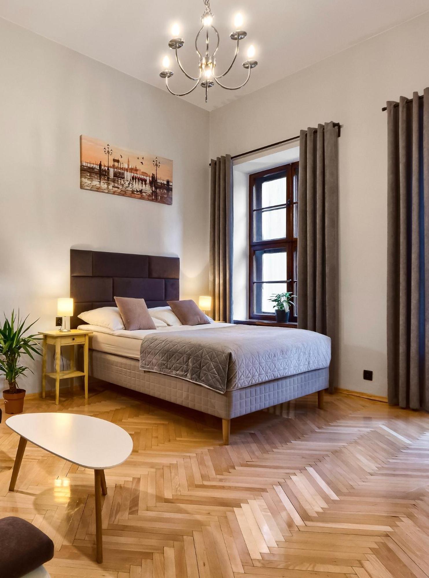 Comfortable Apartments In The Old Town Of Krakow Bagian luar foto